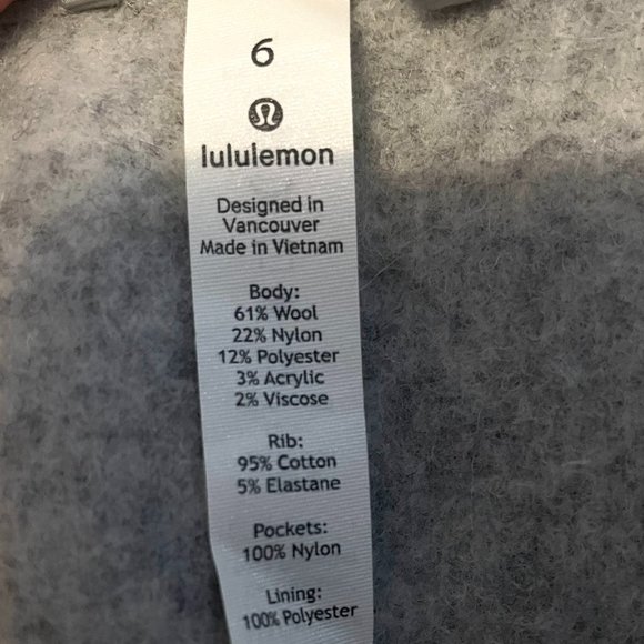 Lululemon Grey So Sherpa Jacket - Picture 5 of 5